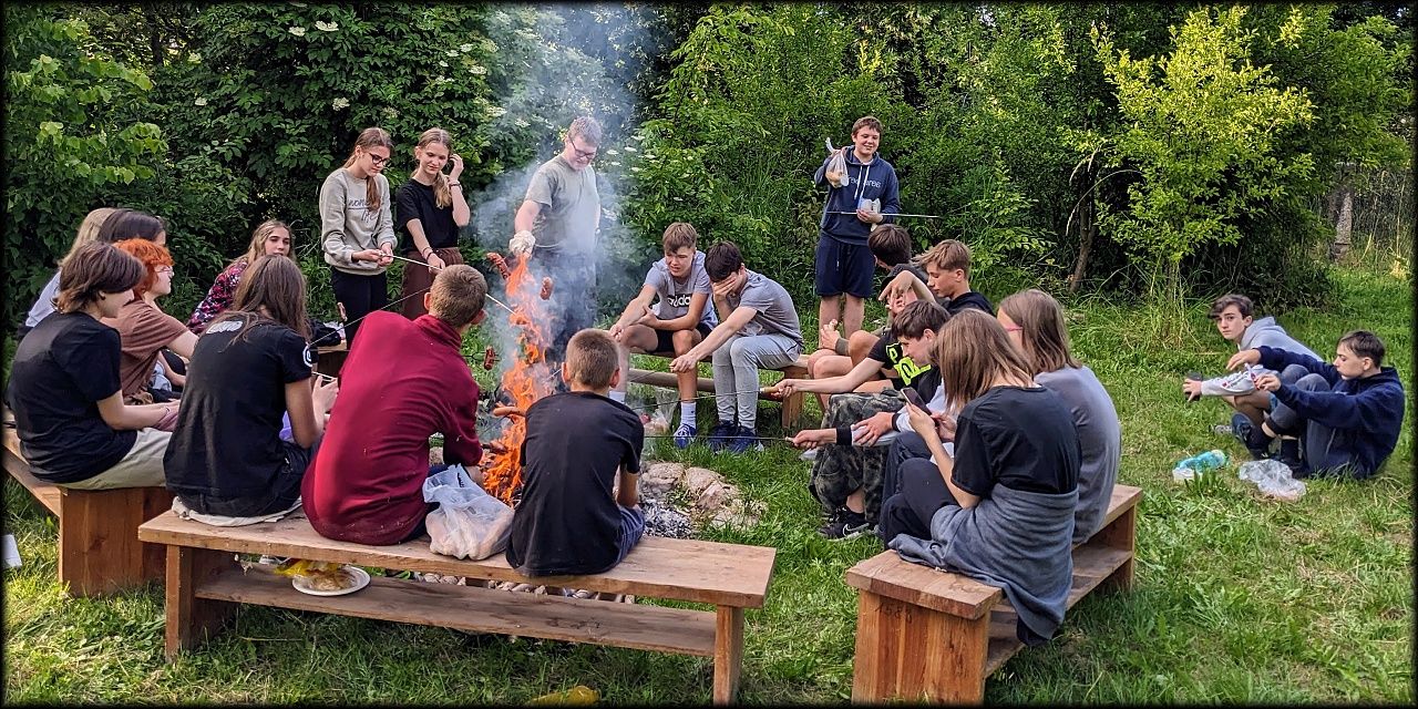 https://www.zs-smirice.cz//public/galerie/uf/2022I23/2023_06_7a_pre